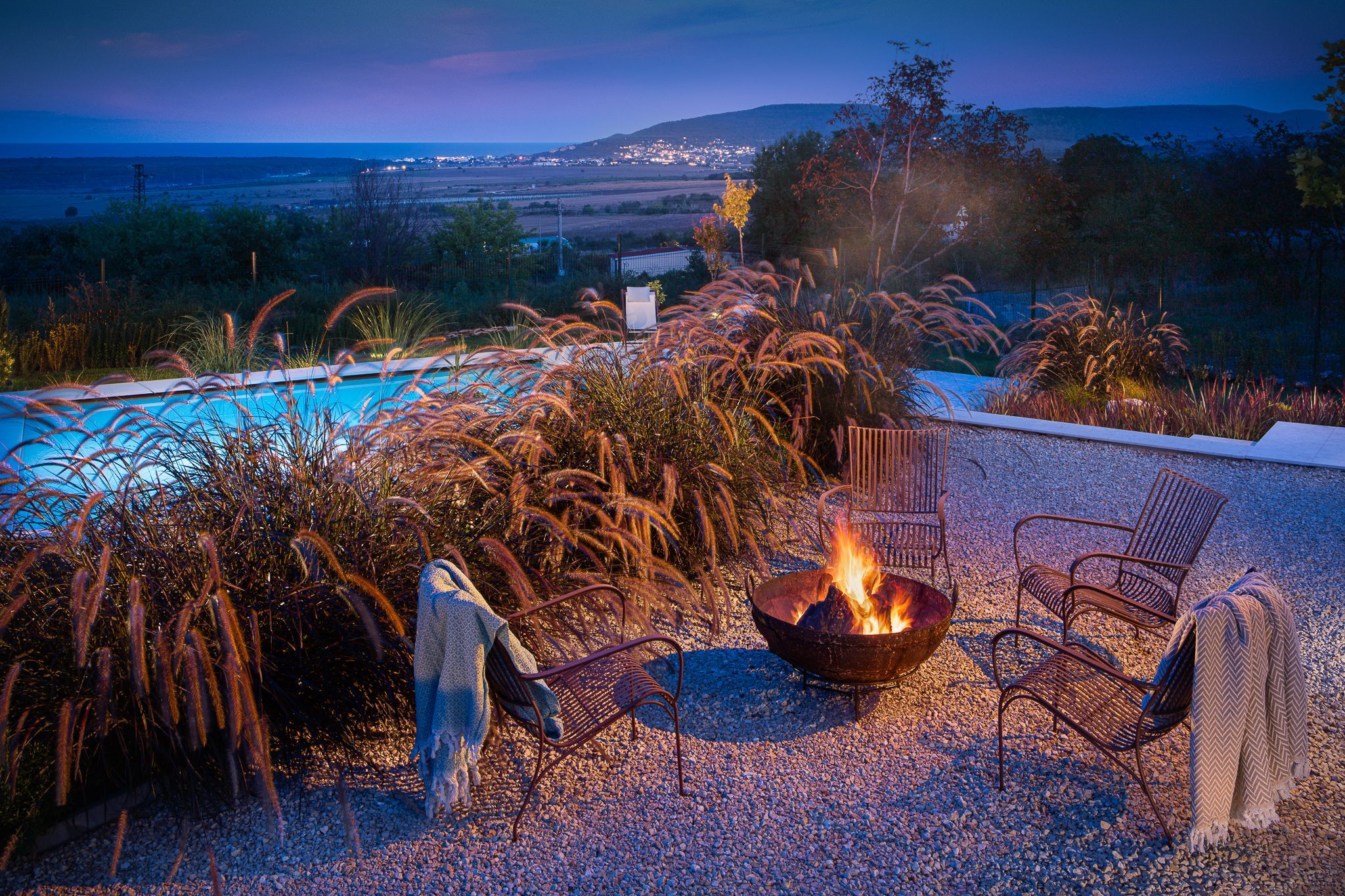 Fire pit patio